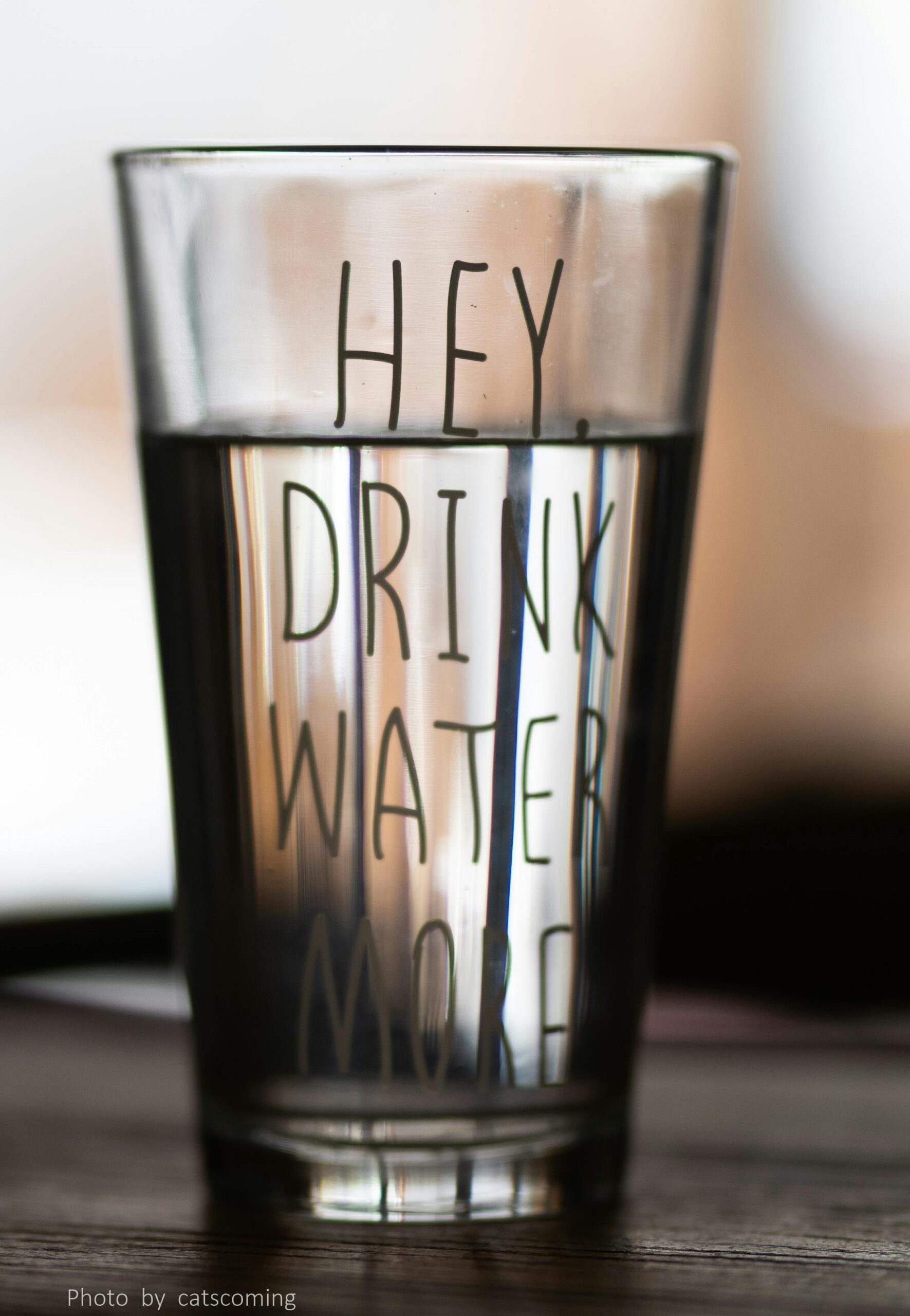 Wasserglas mit Inschrift